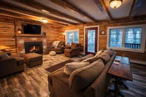 Lakeside Cottage with sand beach & fireplace! - Image 2