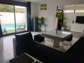 Charming Villa - Image 4