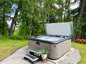 Brand New Suite in the Trees! - Image 3