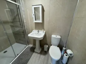 BRAND NEW - Quiet City Location - Image 4