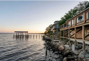 Sunset Stay-Waterfront-Arcade - Image 4