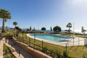PEACE house with views and garden - Image 4