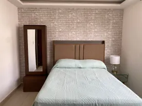 Home near the Cerritos Market with king-size beds - Image 5