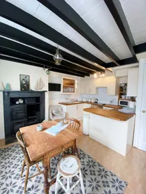 Corner House - Image 2