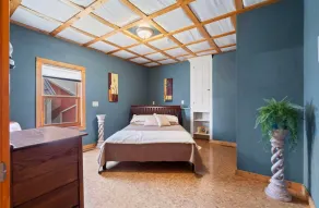 Cycle Suite – Cozy Downtown Retreat in Elkader - Image 3