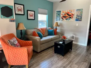 09-Dungeness Hideaway Roomy 1BR Sleeps 4 - Image 2