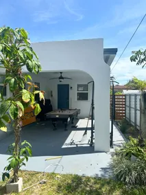 Miami escape | patio hot tub grill | free parking - Image 4