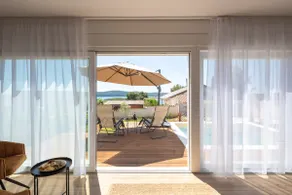 Romantic luxury oasis for couples near the beach - Image 5