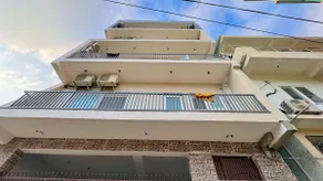 Peaceful Green-View Luxury 2 BHK - Image 3