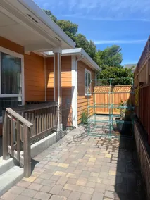 Beautiful cottage 640 SF. The Nest 2 Bedrooms 1 B. - Image 4