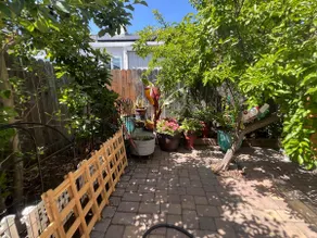 Beautiful cottage 640 SF. The Nest 2 Bedrooms 1 B. - Image 3