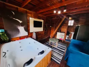 Heated Hot Tub - Fireplace - Netflix - Perfect Combo - Image 3