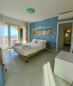 Rare Find: Sea View & Private Parking · 3 Terraces - Image 3