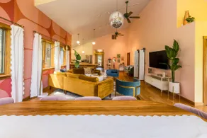 Hocking Hills Cabin Sleeps 16, Hot Tub, Pickleball - Image 5