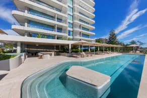 Luxurious 2BR 2BA Oceanfront Apartment Kirra - Image 4