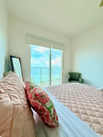 Large balcony facing the sea in Playa Escondida - Image 5