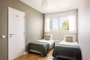 Cascais Prime 2BR with Balcony near Casa da Guia - Image 5