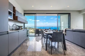 Modern Apt | 21st Floor | Panoramic Views-Mercury - Image 5