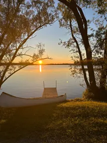 Dragonfly Getaway | Where the lake slows you down - Image 4