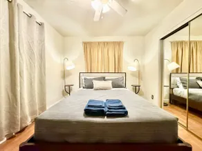 Modern 1BR Urban Stay | Kitchen + Parking - Image 3