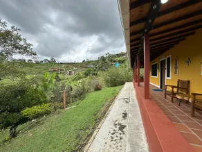 Private country house in Rionegro, easy access - Image 2