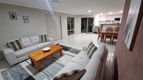 Calahoney - Delightful home with pool - Image 3