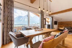 Penthouse with 2 bedrooms for 5 people - Image 3