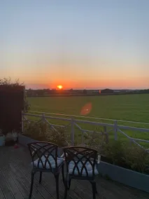 Sunset Cabin - Image 2