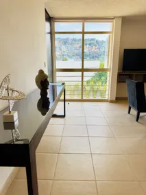 Nice, spacious, with a king-size bed and a beautiful view - Image 5