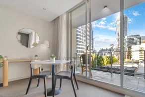Apartment Chole South Yarra - Image 3