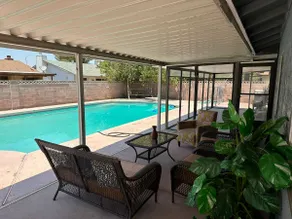 Beautiful 3bed 2bathW/Pool - Image 2