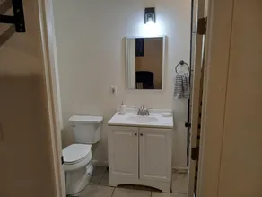 Studio apartment # 23 - Image 4