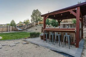 3BR 2BA, MTN view, relaxing yard - Image 4