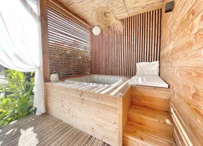Chalet Cosy • Unlimited private hot tub & Netflix - Image 4