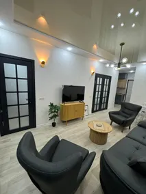Apartment in Batumi - Image 2