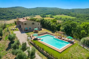 Breathtaking Views | Spa, Pool & Tailored Services - Image 3