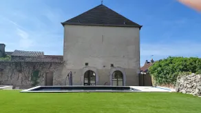 Group house with pool in Burgundy - Image 2