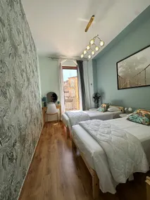 Tropical-style family suite - Image 3
