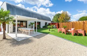 Modern Villa With Private Pool - Image 2