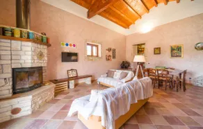 Awesome home in Palazzo Adriano - Image 3