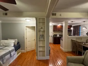 Lakefront Studio Condominium - Image 2