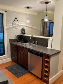 Lakefront Studio Condominium - Image 4