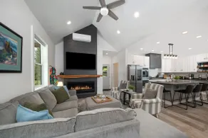 Cozy Cabin w/ Private Hot Tub and Fire Pit - Image 2