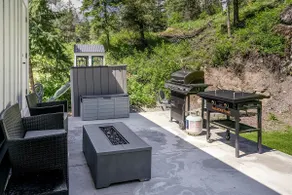 Cozy Cabin w/ Private Hot Tub and Fire Pit - Image 3