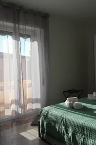 New ”La Dolce Vita” Apartment with Tower View - Image 3