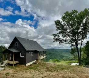 Scenic Hideaway 3BR/3BA+New Hot Tub+Amazing Views - Image 3