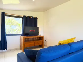8 min from the Ferry – Quiet House with Terrace - Image 5