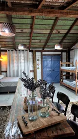 Venice Cabin - Image 4