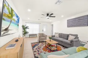 Modern 3BR Oasis with Private Pool | 7m to Beach - Image 2