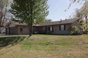 Country Escape: Large Family Home near Sioux Falls - Image 4